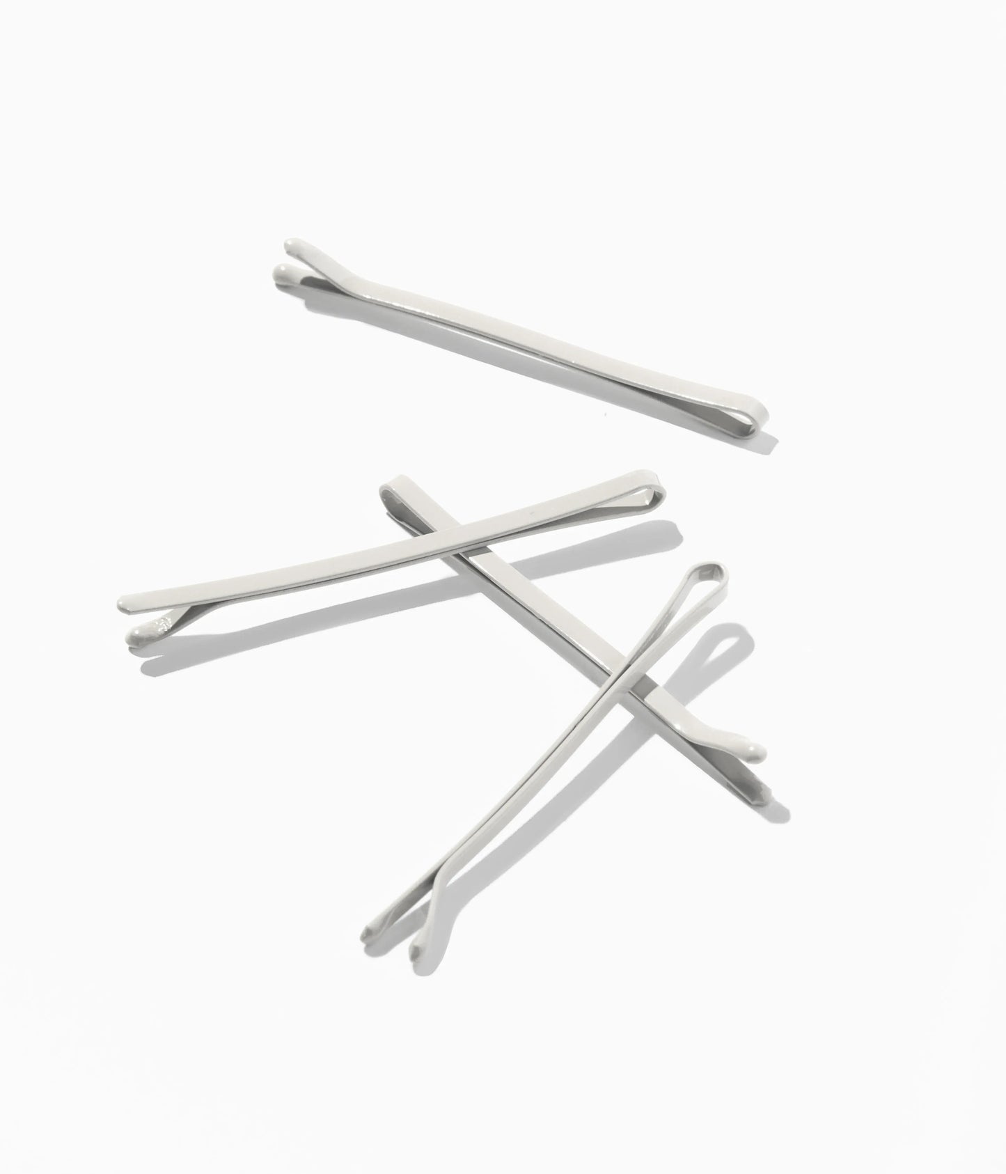 SuperHold™ Flat Enamel Bobby Pins in Silver Fox, 24 Pcs